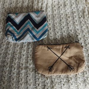 31 Gifts Mini Zipper Pouch